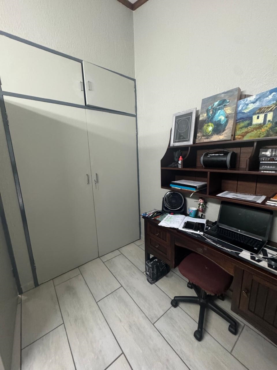 3 Bedroom Property for Sale in Bodorp North West